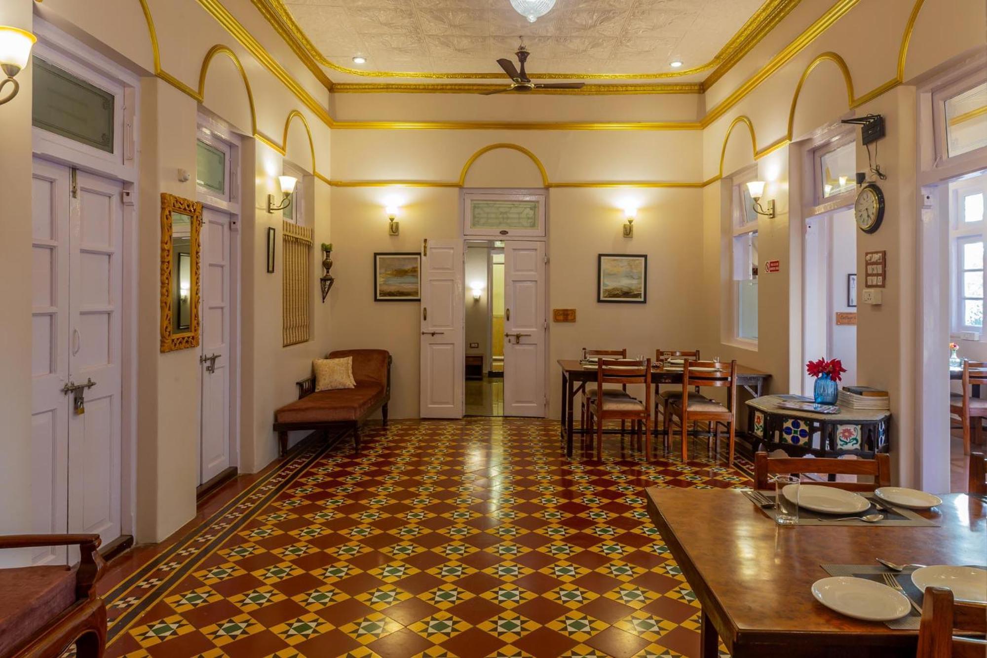 Il Palazzo Villas Panchgani Exterior foto